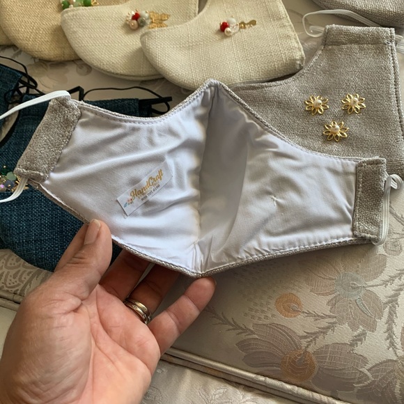 Hand made face mask - Picture 8 of 9